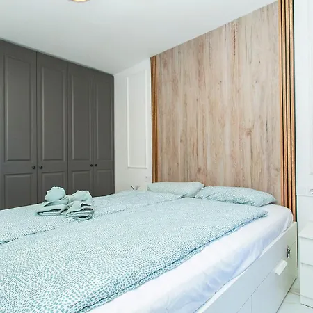 161 Views Alicante Holid *