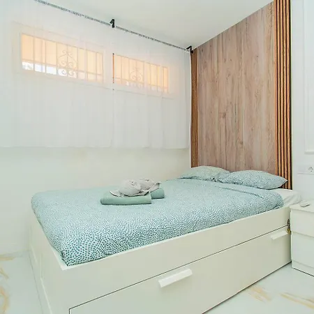 161 Views Alicante Holid Appartement